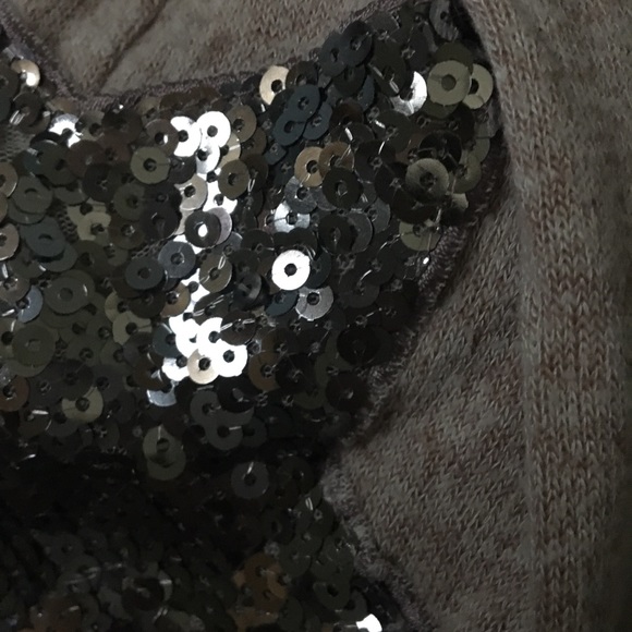 Pink Sweater - Picture 4 of 4